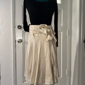 Club Monaco Cream A-Line Skirt with Bow